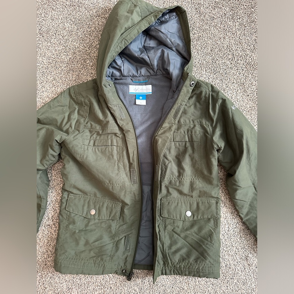 Youth Columbia jacket with hood